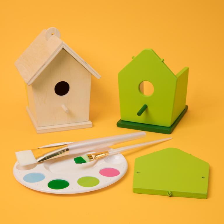 Top Wing Bird House 