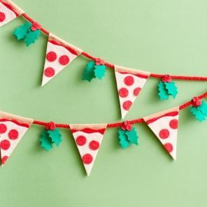 TMNT Pizza Holiday Garland