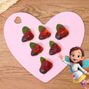 Chocolate-Dipped Strawberry Ladybugs